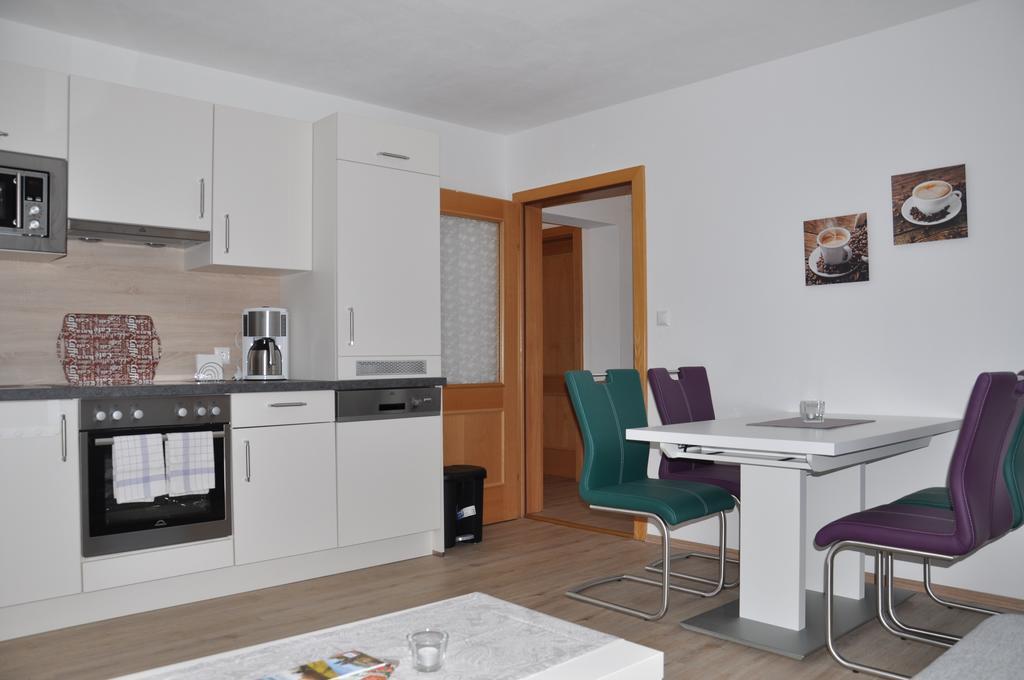 Haus Assinger Apartment Hermagor-Pressegger See Bagian luar foto