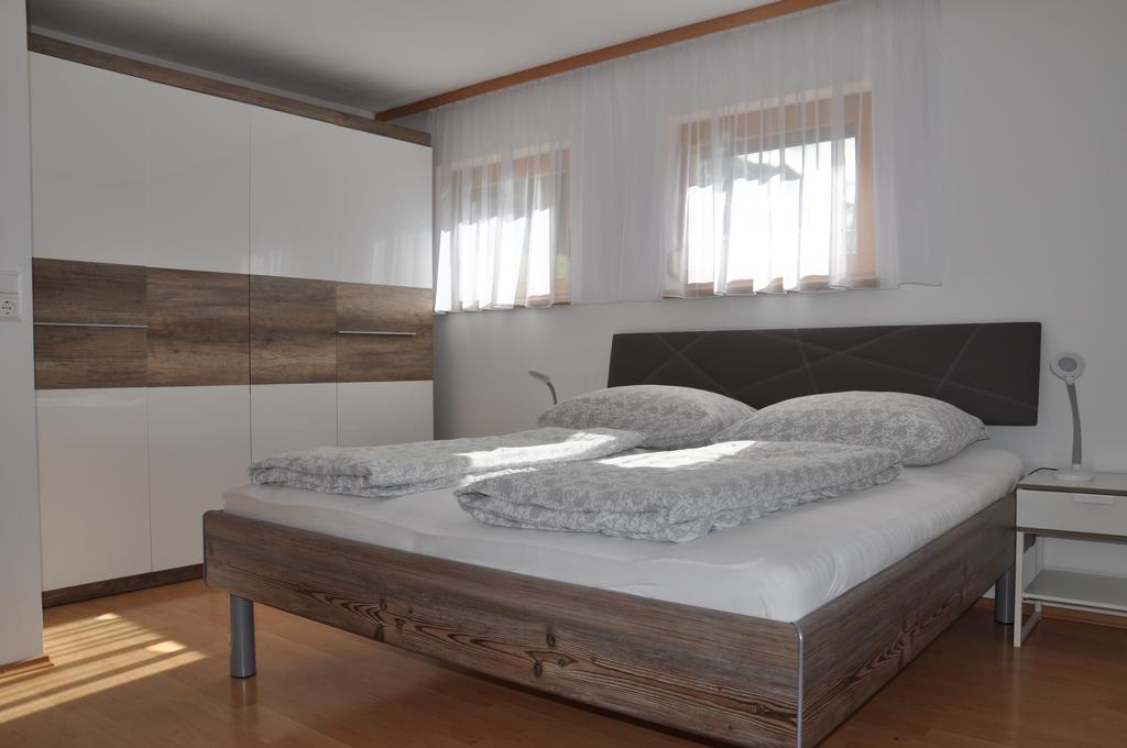 Haus Assinger Apartment Hermagor-Pressegger See Bagian luar foto